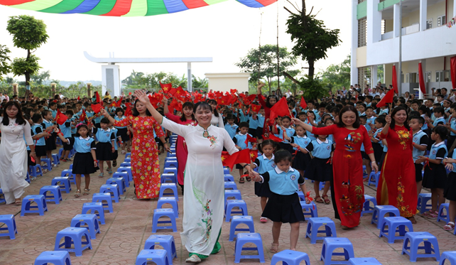 Khai giảng năm học 2019-2020 của thầy và trò trường tiểu học Trần Quốc Toản